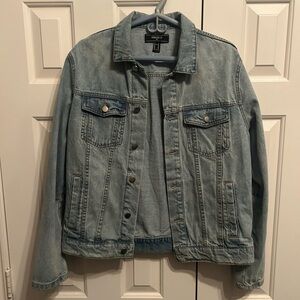 Men’s Medium Forever 21 Light Wash Jean Jacket